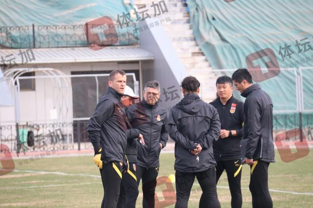 开云体育下载-国青备战日本队最后一练：24人参训 定位球成重点